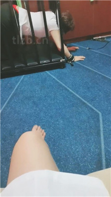 【柔色】捆绑狗笼圈养母畜/内裤塞嘴套头_绳艺库视频下载