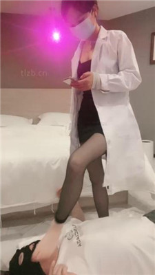 图片[4]-小原妈妈】黑丝高跟美腿诱惑/踩踏/提档/品尝脚趾