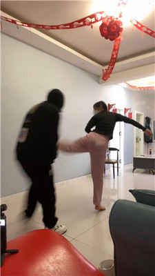 图片[8]-精神小妹】跆拳道妹妹真人靶训练