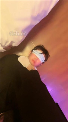 图片[13]-安可】长靴跪舔/踩踏喂食/口水/脚耳光