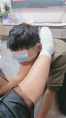 图片[3]-嗯哼】气味辱-跪舔超臭原味jio