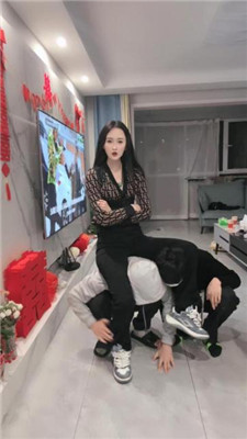 图片[13]-尤金女皇】三奴-磕头求虐/骑狗背/舔脏鞋底/品尝原味jio