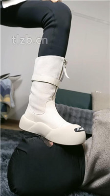 图片[12]-梓S】短靴踢打狗子-跪地求饶