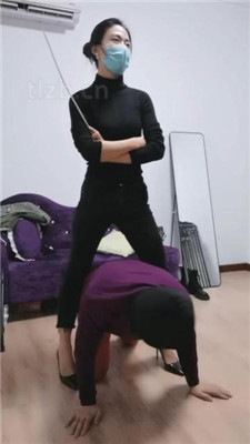 图片[12]-凌儿女神】新年第一鞭-重度鞭打/狗爪子踩出血