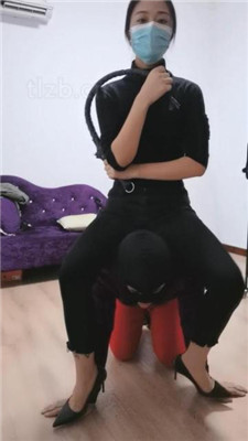 图片[18]-凌儿女神】新年第一鞭-重度鞭打/狗爪子踩出血