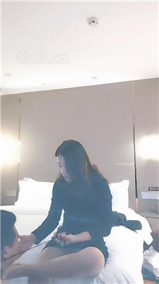 图片[3]-裙子S】跪舔高跟肉丝完整版】