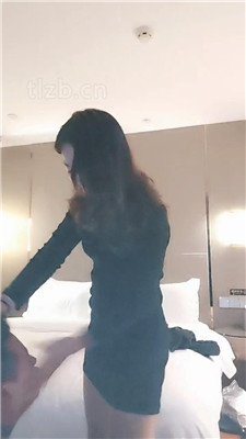 图片[8]-裙子S】跪舔高跟肉丝完整版】