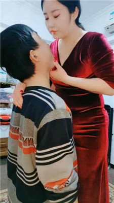 图片[8]-西安欣】喂口水/跪舔高跟肉丝/耳光鞭打