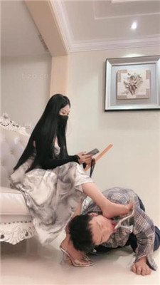 图片[2]-桃幼幼】白富美S-品尝高跟玉足/脚耳光/插嘴/提档/灌圣水