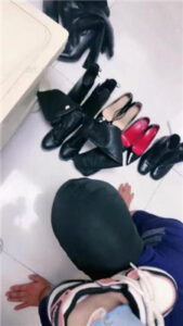 【蜜糖情侣】物化圈养奴做擦鞋器_绳艺库视频下载