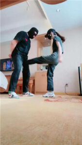 【美娜格格】堵嘴/闻袜窒息/耳光提档挨揍/深喉_绳艺库视频下载