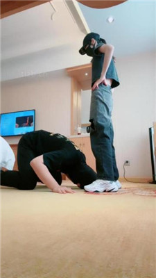 图片[3]-美娜格格】堵嘴/闻袜窒息/耳光提档挨揍/深喉