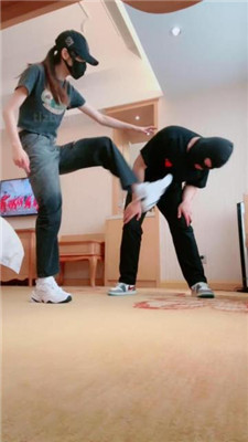 图片[6]-美娜格格】堵嘴/闻袜窒息/耳光提档挨揍/深喉