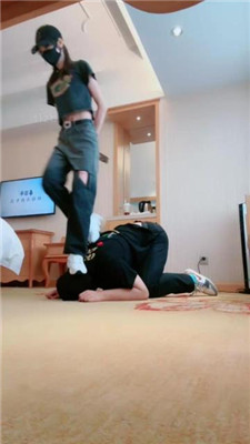 图片[8]-美娜格格】堵嘴/闻袜窒息/耳光提档挨揍/深喉