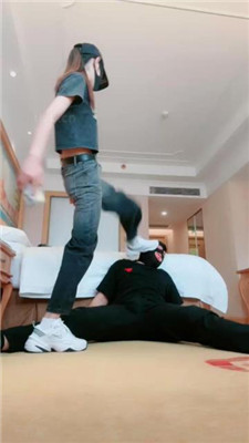 图片[11]-美娜格格】堵嘴/闻袜窒息/耳光提档挨揍/深喉