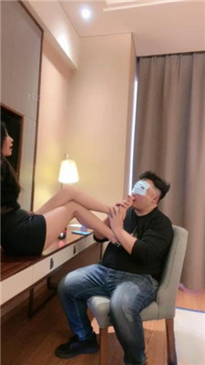 图片[14]-爱丽丝】黑丝网袜御姐-当脚垫/口吐喂食/高跟踩踏