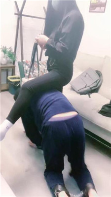 图片[11]-大小姐】跪舔高帮帆布鞋白袜/鞭打/手铐捆绑