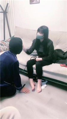 图片[17]-大小姐】跪舔高帮帆布鞋白袜/鞭打/手铐捆绑