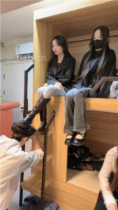 【尤物大大】大学寝室3学生S_绳艺库视频下载