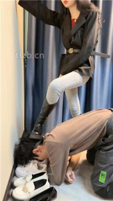 图片[5]_尤物大大】大学寝室3学生S-强制闻舔脏鞋/踩踏骑马转胯/脚插嘴_HD绳艺资源网