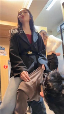 图片[17]_尤物大大】大学寝室3学生S-强制闻舔脏鞋/踩踏骑马转胯/脚插嘴_HD绳艺资源网