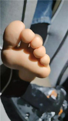 图片[3]_樱樱】阳台-车内;让贱奴舔雪地靴白袜臭脚上】_HD绳艺资源网