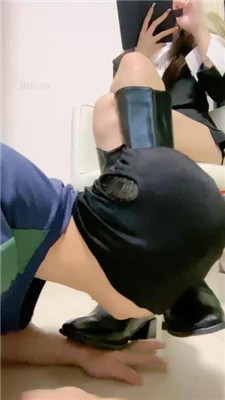 【路子】长靴美腿诱惑_绳艺库视频下载