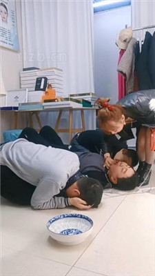 图片[16]_乐爷】服装店老板S-玩虐三只贱奴才_HD绳艺资源网