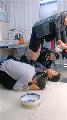 图片[17]_乐爷】服装店老板S-玩虐三只贱奴才_HD绳艺资源网