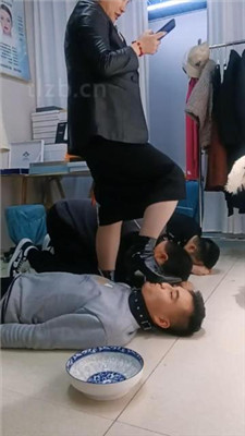 图片[18]_乐爷】服装店老板S-玩虐三只贱奴才_HD绳艺资源网