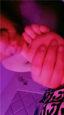 图片[2]_秋辞情侣】夫奴-近距离裸足恋足舔_HD绳艺资源网