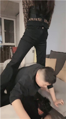 图片[8]_尤金女皇】模特S-骑狗背暴打三只下贱奴隶_HD绳艺资源网