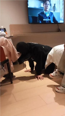 图片[6]_安利】双S-舔脏鞋臭袜/人体烟灰缸/骑马/赏赐圣水完整版】_HD绳艺资源网