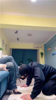 【不期而遇】恋足恋鞋/脚耳光/高跟抽擦/赏赐圣水_绳艺库视频下载