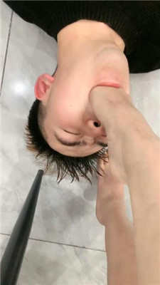 图片[19]_LL77】艺校女神-黑棉袜皮鞋玩弄狗弟弟_HD绳艺资源网