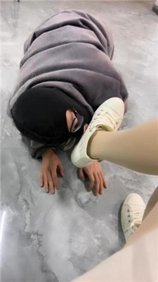 图片[2]-喵主】近距离原味鞋袜恋足舔