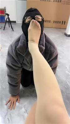 图片[3]-喵主】近距离原味鞋袜恋足舔