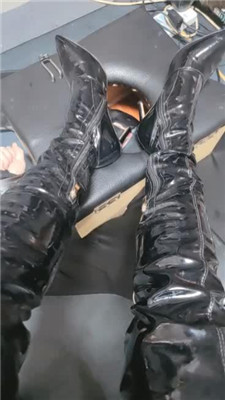 图片[11]_东营天香百合】刑房囚禁-电击/高跟长靴踩_HD绳艺资源网