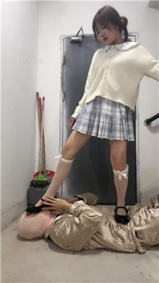 图片[8]-狗哥】洛丽塔S-楼梯间白丝皮鞋遛狗