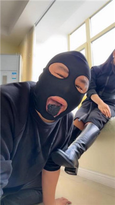 图片[11]_辣姐】贱奴养成计划-迷恋靴子黑丝美腿_HD绳艺资源网