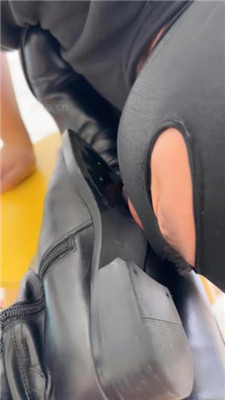 图片[15]_辣姐】贱奴养成计划-迷恋靴子黑丝美腿_HD绳艺资源网