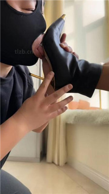 图片[19]_辣姐】贱奴养成计划-迷恋靴子黑丝美腿_HD绳艺资源网