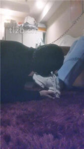 【盈盈】舔主人的老爹鞋/裸足插嘴_绳艺库视频下载