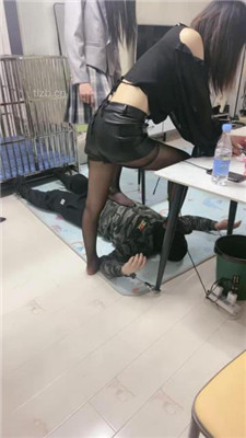 图片[14]_狠欣人】双S-手铐捆绑-黑丝高跟踩踏