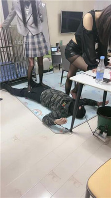 图片[16]_狠欣人】双S-手铐捆绑-黑丝高跟踩踏