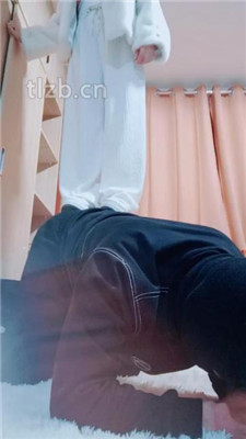 图片[14]_依然】揪耳朵/全体重踩踏/耳光胯下辱