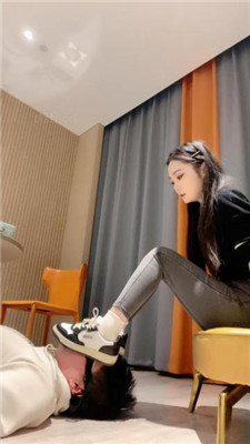 图片[8]_川野尤娜揪耳朵/碾压狗爪/臭鞋袜捂脸窒塞