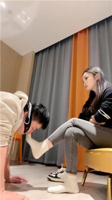 图片[12]_川野尤娜揪耳朵/碾压狗爪/臭鞋袜捂脸窒塞