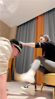 图片[16]_川野尤娜揪耳朵/碾压狗爪/臭鞋袜捂脸窒塞