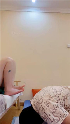 图片[4]_没有期而遇整理脏鞋底/裸脚狂舔/听香水发骚